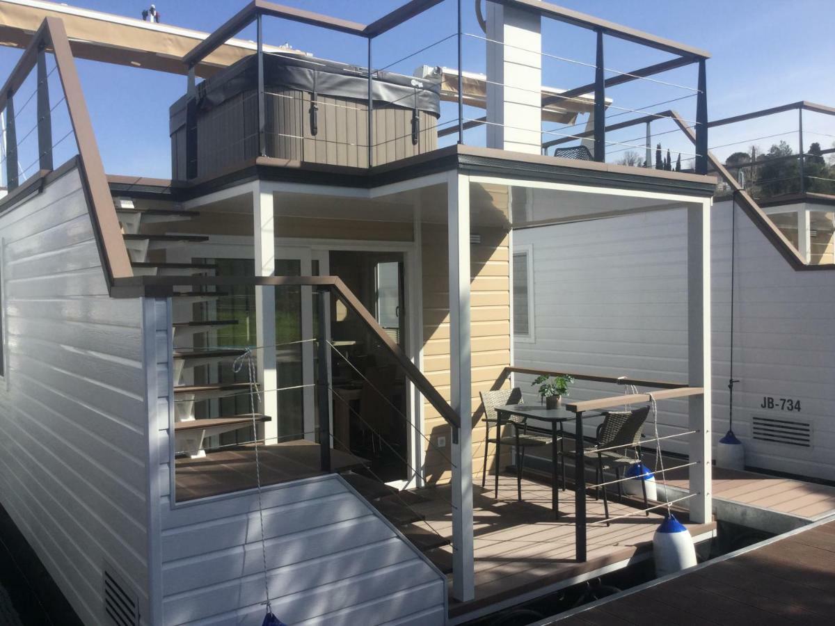 Apartament Floating Sea House Shark 1 Lucija Zewnętrze zdjęcie