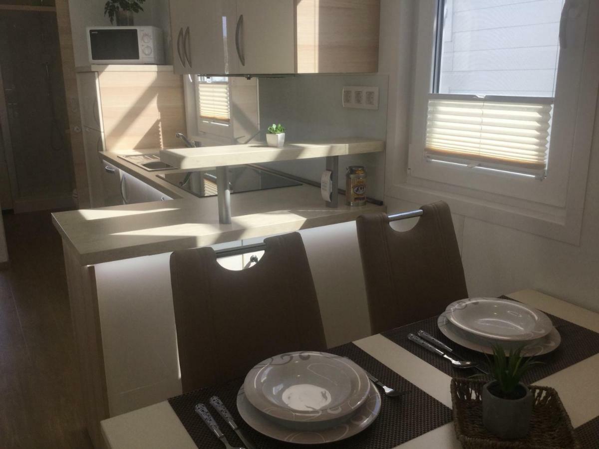 Apartament Floating Sea House Shark 1 Lucija Zewnętrze zdjęcie